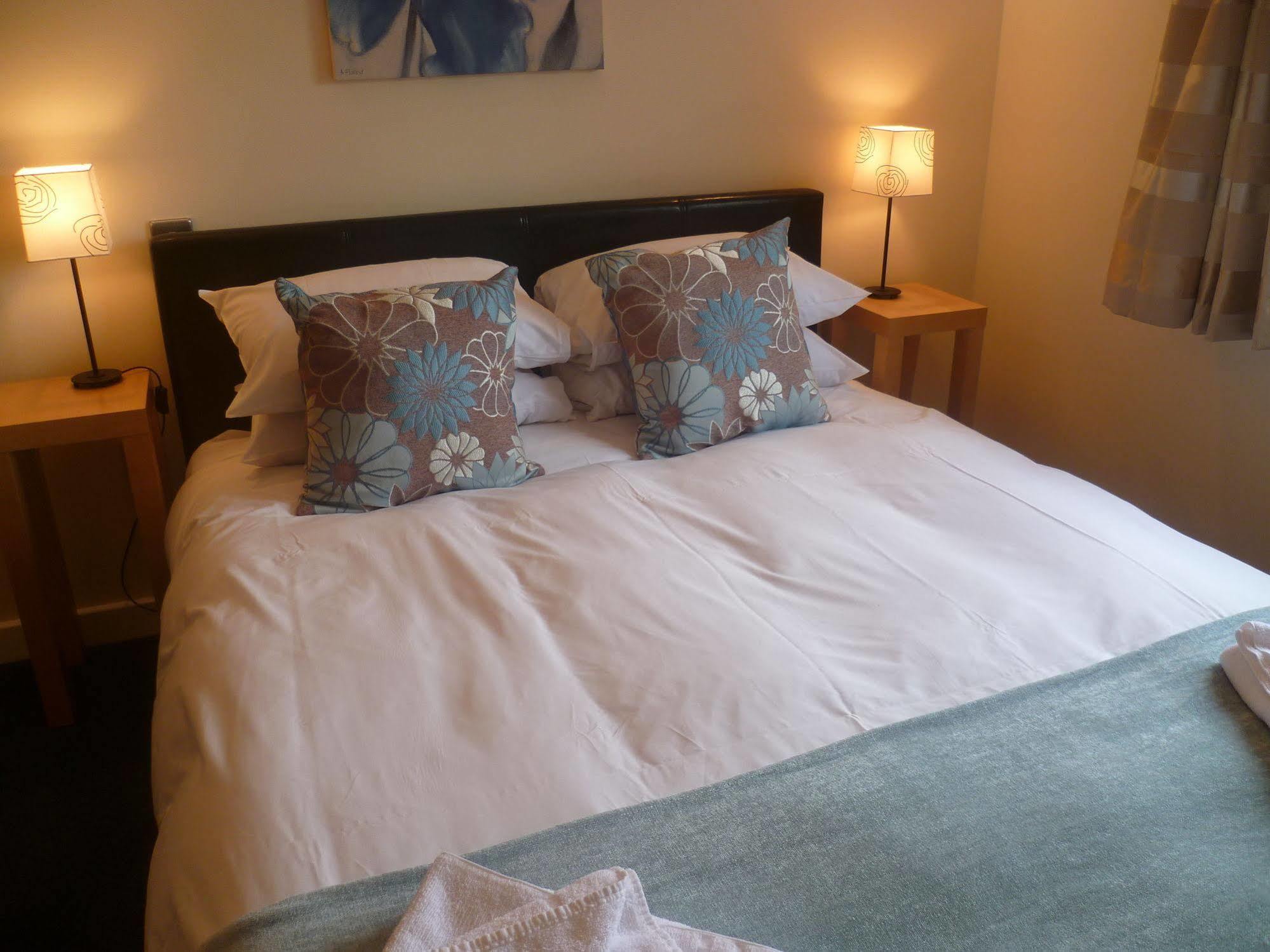 Crown Apartments 3B By Week2Week Newcastle upon Tyne Zewnętrze zdjęcie